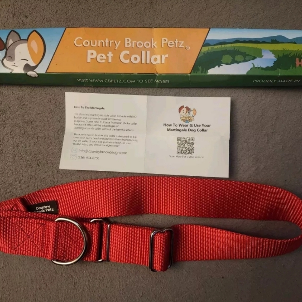 Country Brook Petz® 1 1/2 Inch Martingale Heavy-duty Nylon Dog Collar Red Large